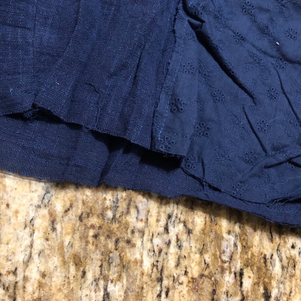 GiGiO Navy Crinkled woven frayed raw edge shorts with elastic tie waist  5194 - Picture 6 of 7